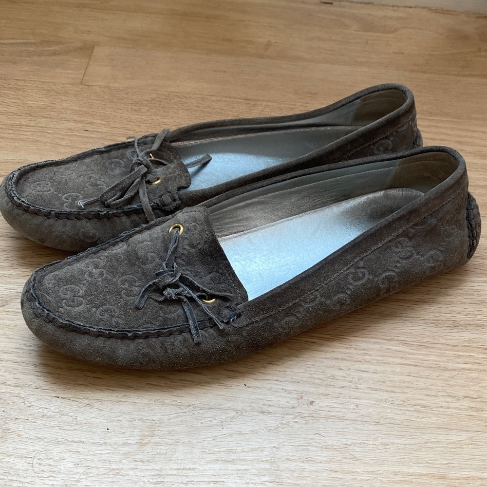 Gucci Grey Loafers for Women